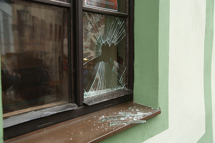 A2B Glass are able to board up broken windows while they are being repaired in Hinckley.